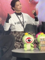 辛芷蕾谈《日掛中天》意义重大，曾想捐出奖杯