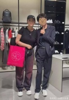 宋丹丹日本团聚惊艳，赵婷素颜大变样引热议！