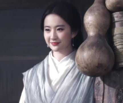 刘亦菲,真的是美得让人觉得非常的轻而易举,这颜值也太完美了