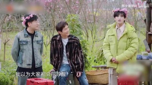 王栎鑫被问：当年为何排挤苏醒？怎料他的回答，让网友都笑喷了