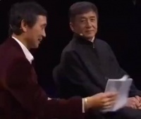 成龙：这首歌是国家的，所以我不能用英文唱！圈粉了