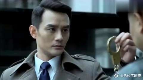 敢抓明家大姐什么下场？ 在老大面前当场被明楼枪毙