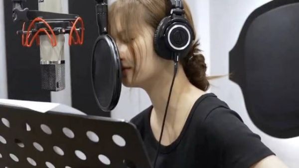 雪允录音花絮曝光，低音表现惊艳