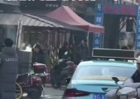 肖战小城良方首拍外景羽绒服造型曝光