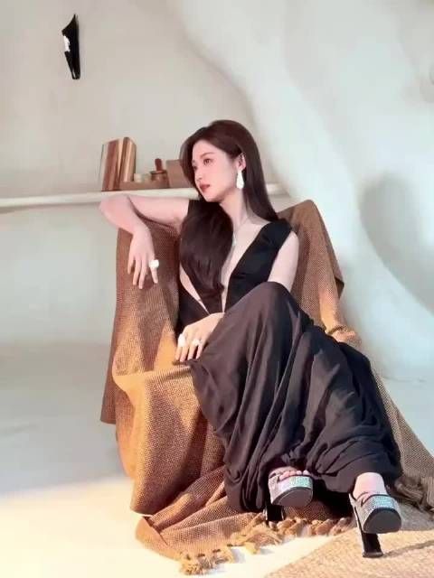 有一说一,卢昱晓的妆造运真的很好