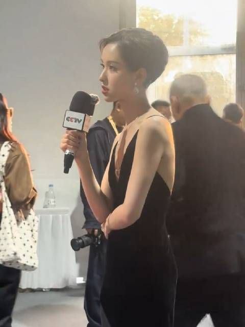 陈都灵金鸡奖后台采访,好美啊 ~金鸡百花电影节