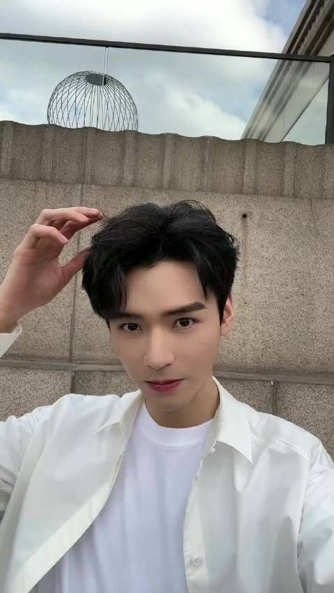 我真的不允许还有人不懂龚俊拍的这个视频的含金量，姐这可以说是封神了