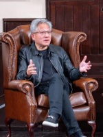 黄仁勋预言未来AI颠覆性能力：黄仁勋说未来人类可直接与蛋白质对话