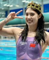 40岁霍启山追求25岁张雨霏，从陈若琳到张雨霏，他到底爱的是谁？