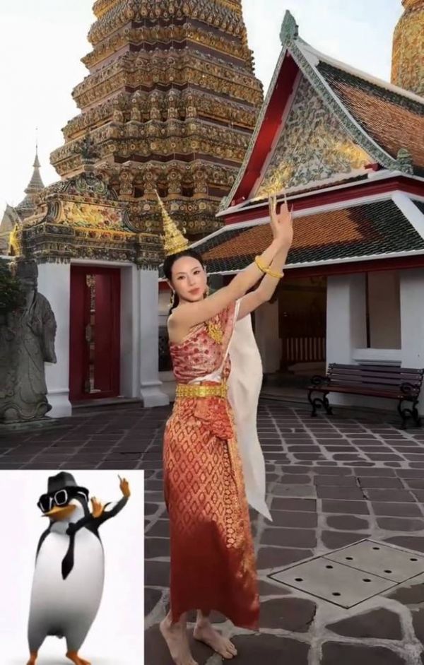 李若彤胳膊纤细。