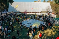 公园里的文学节：小红书文学节引发民众写作热情