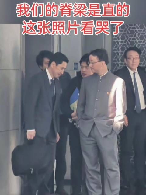 我们的脊梁骨是直的，国家尊严不容侵犯