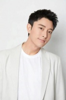 假货争议发酵，贾乃亮最新回应：商品官方直发，全力配合调查