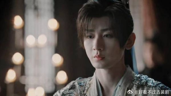 儿子无论做的多好，父亲永远都在指责他，受伤了也不管