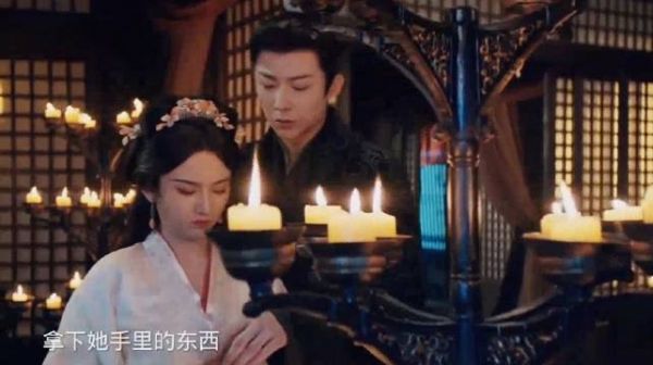 我终于知道这剧为什么叫折腰了,君侯为小乔折腰,我为刘宇宁折腰