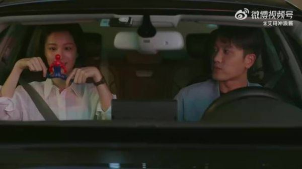 女人和丈夫离婚六年未见，再次相遇，前夫的儿子竟然喊自己叫妈