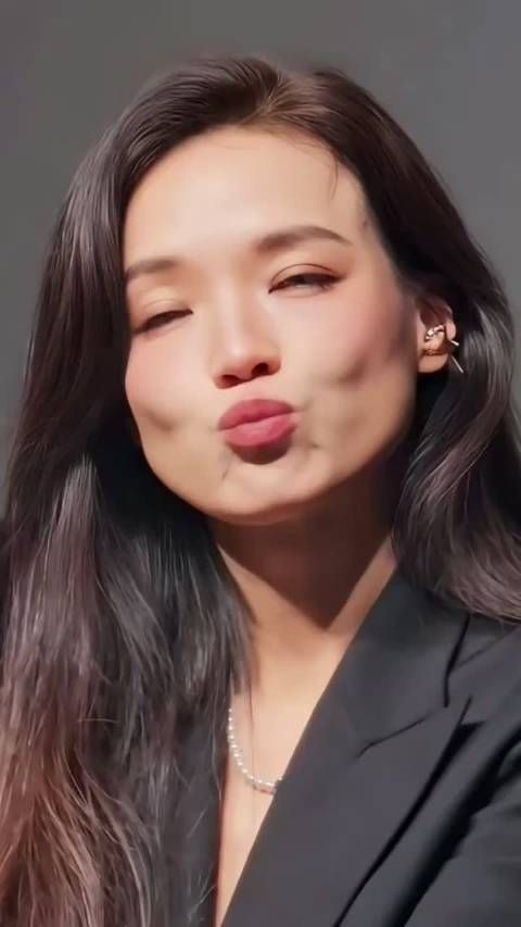 岁月不败美人49岁舒淇更有女人味