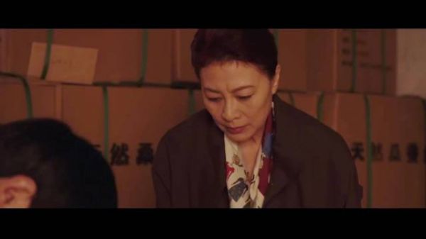 没想到冯父生前还留了笔专属遗产给何丽华