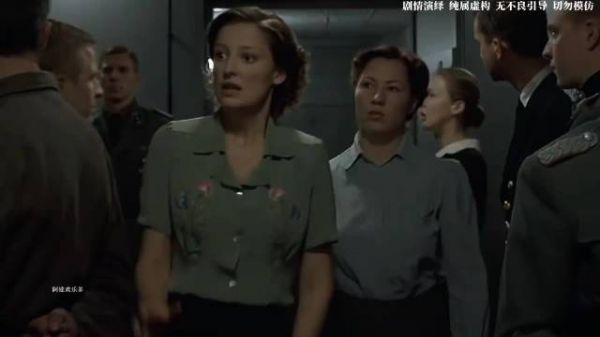 网友太有才了！连夜做了一个印度光辉战斗机坠毁元首版，笑死个人！