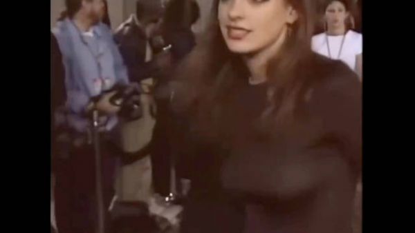 年轻的安妮海瑟薇太惊艳了