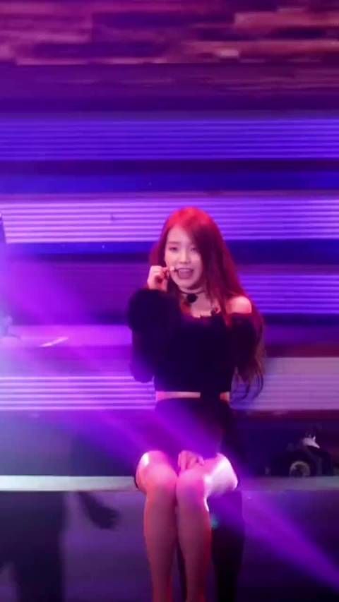 iu李知恩 性感的iu谁顶得住啊