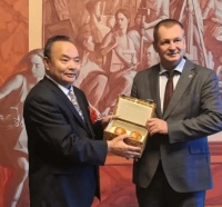 世界在“看见”中国茶：罗大友与中国茶文化研究院的时代答卷