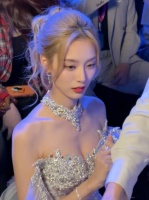 徐艺洋身材太好了 ，黄子韬那小子真的吃的太好了