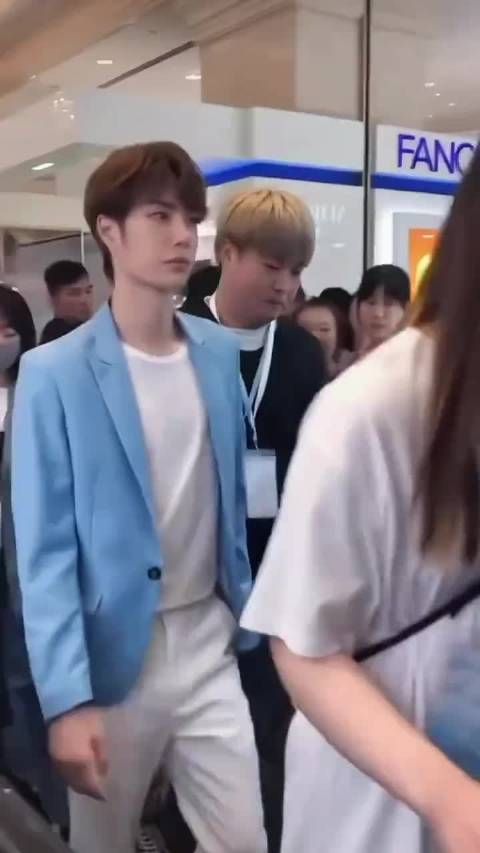 浪漫没有定义！你就是！