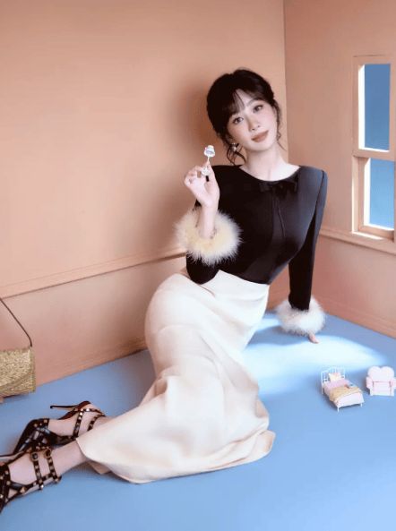 杨紫精修图曝光。