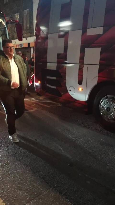 回到伦敦凯恩还是这么受欢迎!