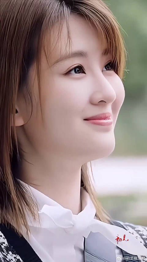 荧幕中的乖乖女乔欣，黑龙江省哈尔滨市，中国内地女演员