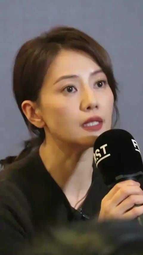 王晶评高圆圆演技一般观众缘极佳,赞其美貌零争议