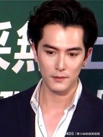 邱泽妈妈没想到，一个离过婚的女人，竟把她儿子狠狠“拿捏”了