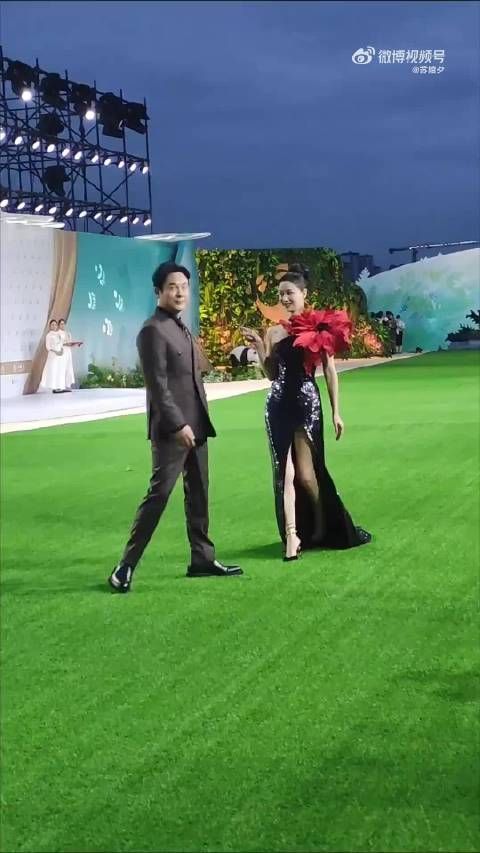 张颂文亮相金熊猫奖红毯,爆红后低调依旧
