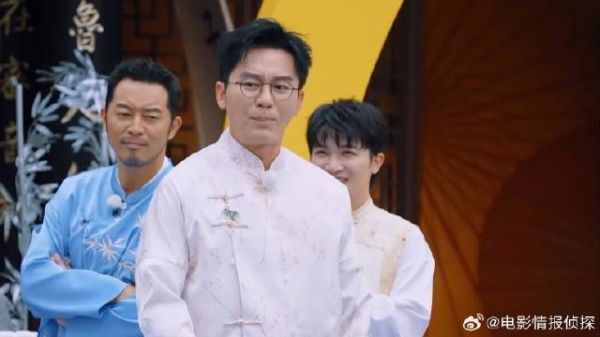 李晨称自己8G网速知识渊博，身后沙溢的表情真的太逗了！