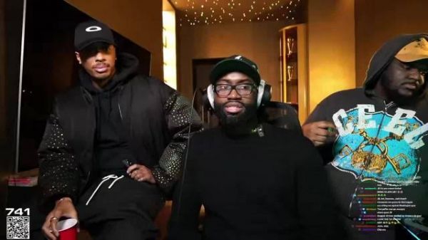 杰伦布朗谈得分里程碑，惊叹勒布朗42000分壮举