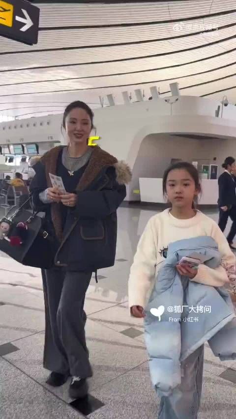 小酒窝真是很喜欢白鹿，明天就要和偶像见面了！真是追星赢家啊