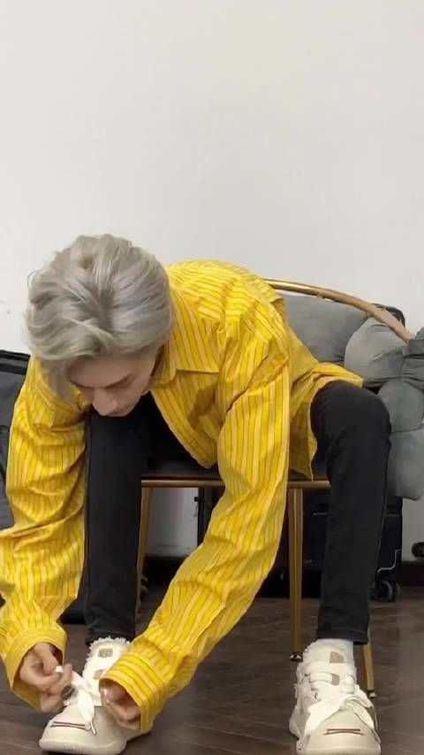 罗云熙这个造型也太好看了吧，真的是让人眼前一亮