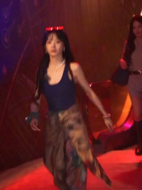 桐心薇泯超话发布晚霞与温柔相遇主题内容