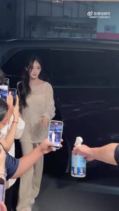 李一桐《美人余》余梦今日路透，可盐可甜！