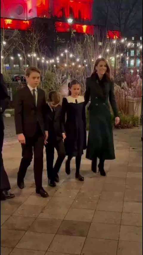 凯特王妃一家五口出席威斯敏斯特大教堂活动