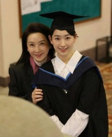 “方太”扮演者龚慈恩女儿硕士毕业，被称为“香港最美星二代”