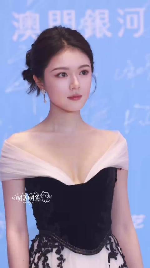 美女赵今麦小乔玲珑