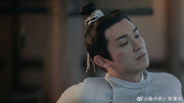 凌风被太子驱逐长安,又被公主罢免了职位,太倒霉了