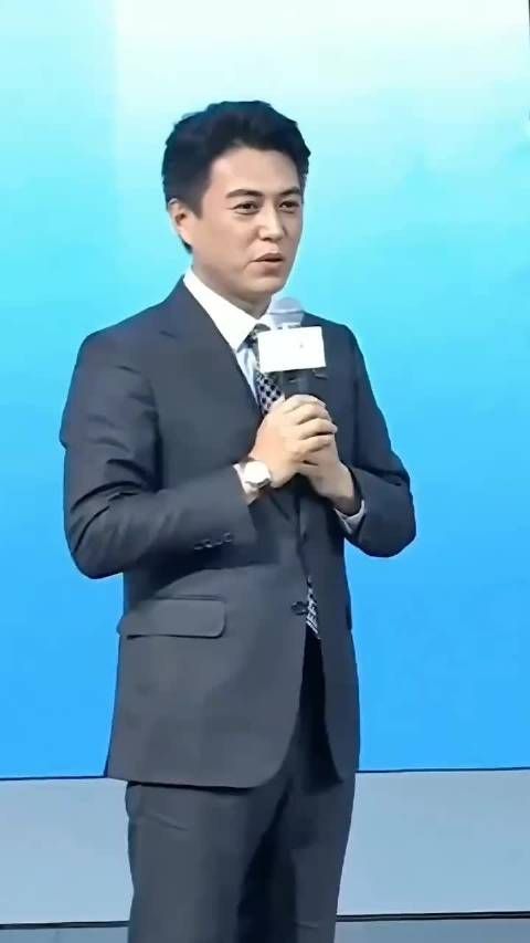 靳东陈道明荧幕外职位引关注