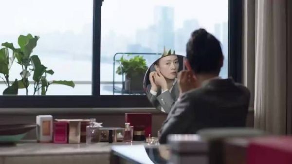 三十而已:许幻山每天晚上加班,顾佳怀疑去公司,许怕丑事曝光