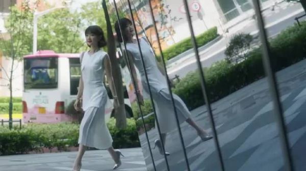 三十而已:妻子去民政局离婚,脚踩高跟鞋美爆,丈夫眼都看直