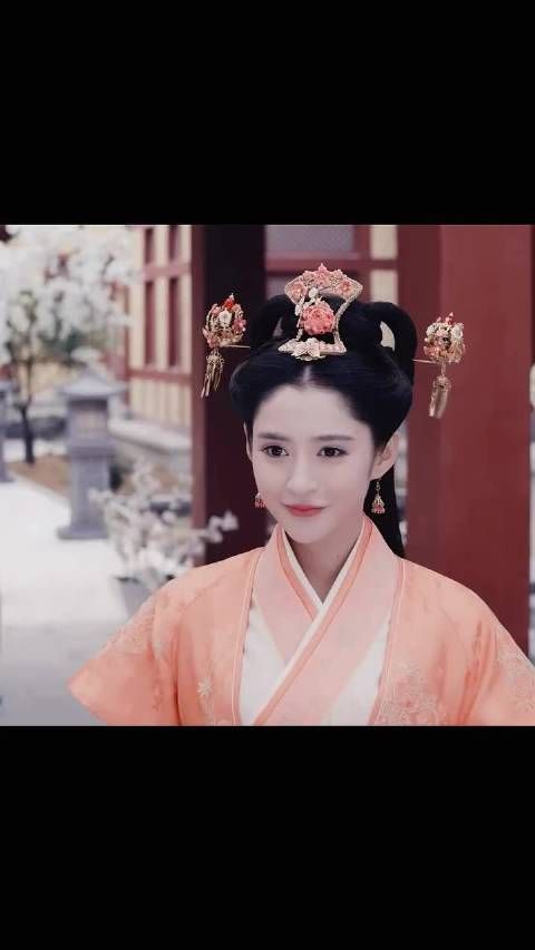 “我母亲是权倾朝野的叱云家嫡女” 锦绣未央