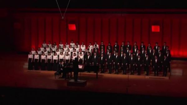 爱是恰到好处的喜欢与风雨共担的偏爱