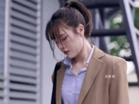 新泰百 通灵少女和高冷驱魔师！